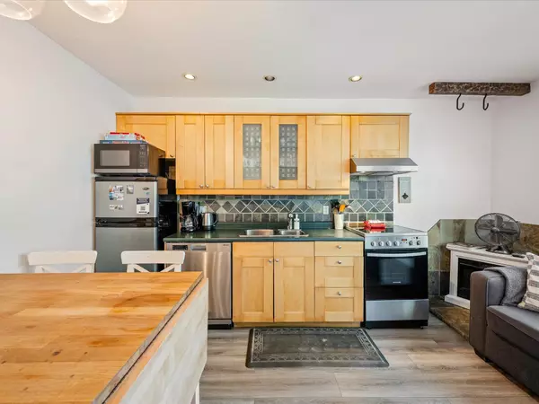 2134 Sarajevo DR #1, Whistler, BC V8E 0B5