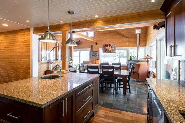 DL6129 Nelson IS Nelson Island, BC V0N 0V0