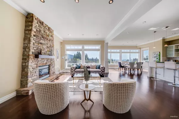 Coquitlam, BC V3E 3N1,3235 Chartwell LN