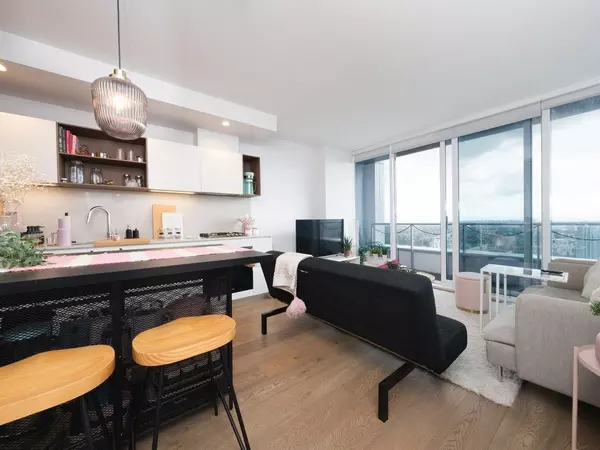 Burnaby, BC V5H 0K2,6000 Mckay AVE #4209