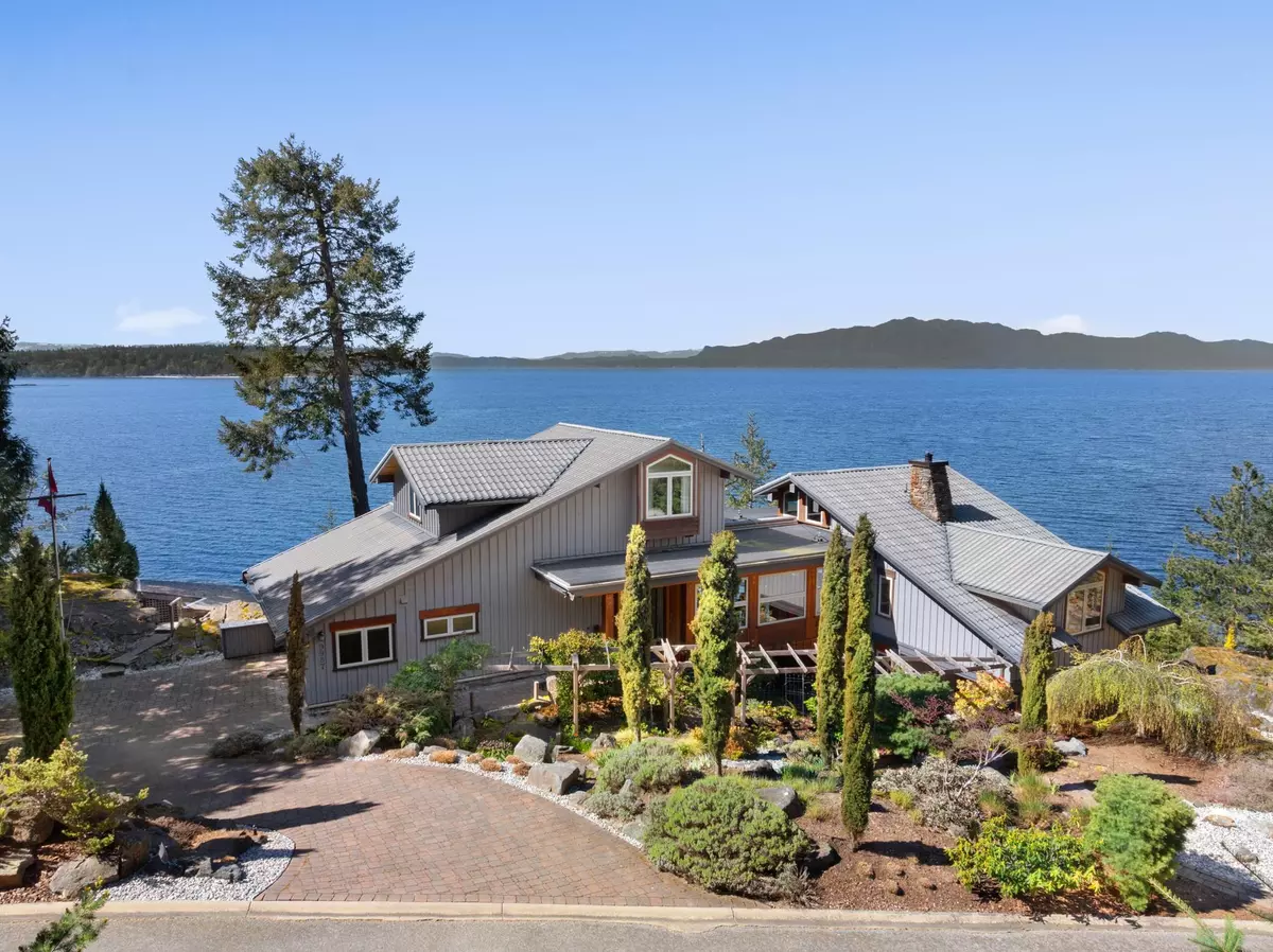 Halfmoon Bay, BC V7Z 1G5,9987 Welcome Wynd