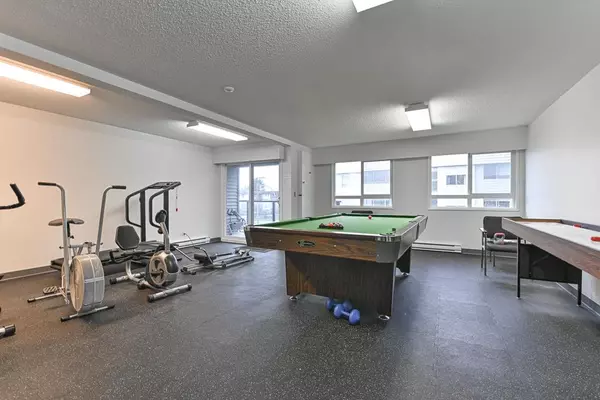 Abbotsford, BC V2T 6N8,32040 Peardonville RD #107