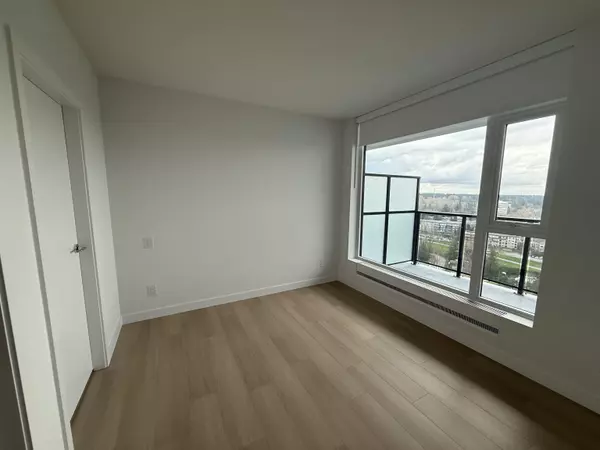 Surrey, BC V3T 4Y3,13725 George Junction #2210