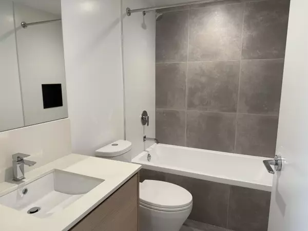 Surrey, BC V3T 4Y3,13725 George Junction #2210