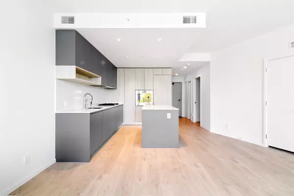 Richmond, BC V6Y 0M7,6808 Minoru BLVD #422