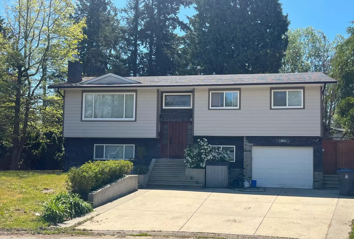 Surrey, BC V4A 5E4,1901 Iris PL