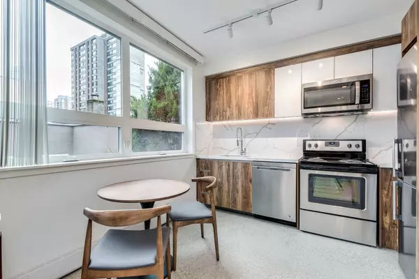 1170 Barclay Street #201 Vancouver, BC V6E 1H1