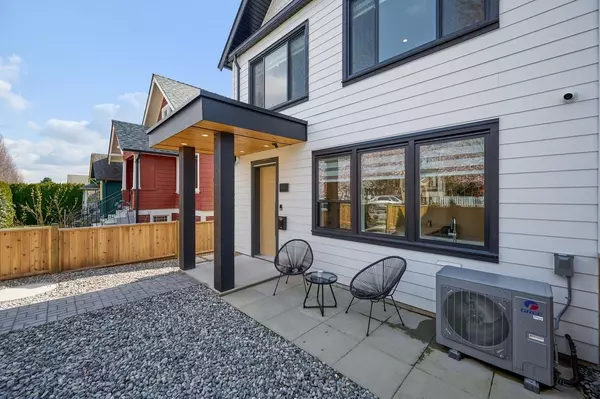 Vancouver, BC V5K 2G5,2838 Turner ST #1