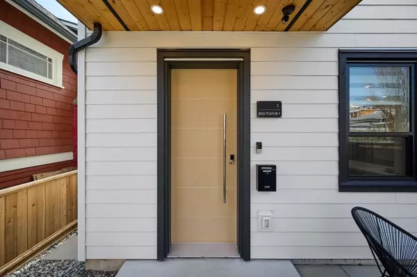 Vancouver, BC V5K 2G5,2838 Turner ST #1