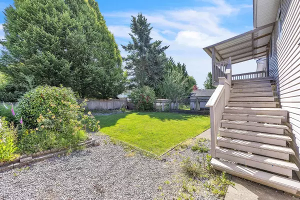 Maple Ridge, BC V2X 0J5,12326 Aurora ST