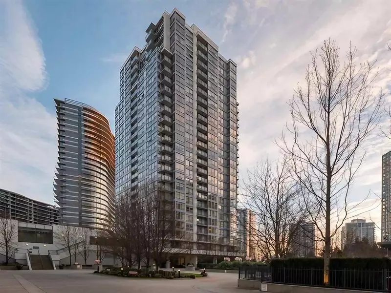939 Expo BLVD #701, Vancouver, BC V6Z 3G7