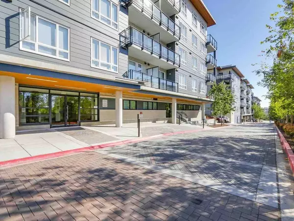 13919 Fraser HWY #212, Surrey, BC V3T 4E6