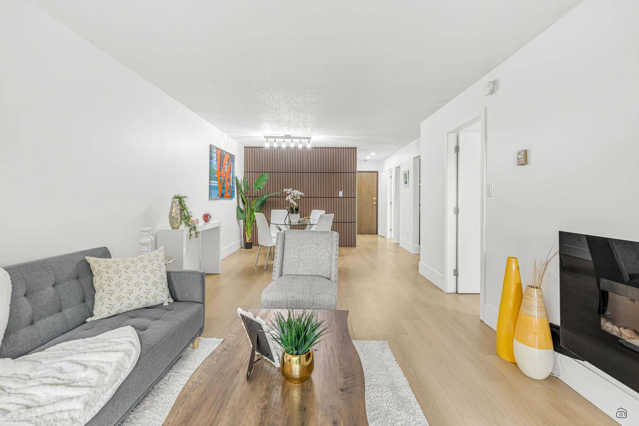 37 Agnes ST #207, New Westminster, BC V3L 5G9