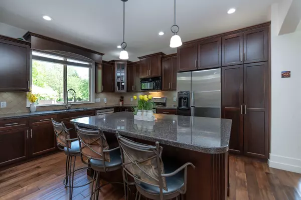 Abbotsford, BC V2S 4G6,3008 Ash ST #1