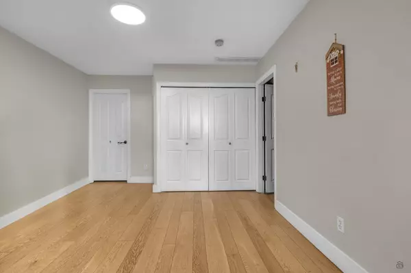 Surrey, BC V3X 2H5,12954 61 AVE