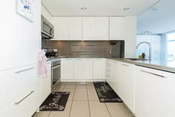 Burnaby, BC V5H 0C1,4880 Bennett ST #2802