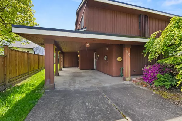 Richmond, BC V7E 4K2,5620 Plover CT