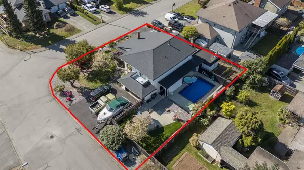 18985 119b AVE, Pitt Meadows, BC V3Y 1X4