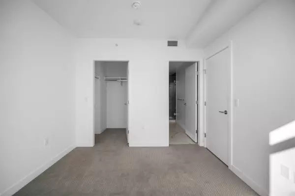 Burnaby, BC V3N 0J3,7683 Park CRES #1607