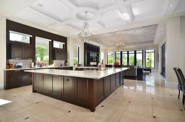 Vancouver, BC V6P 6B2,1838 SW Marine DR