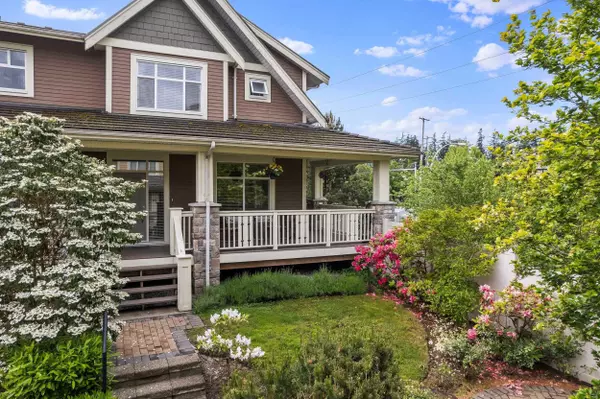 White Rock, BC V3Z 0Y4,15237 36 AVE #8