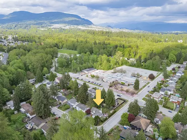 Port Coquitlam, BC V3B 4P1,3604 Mcrae CRES