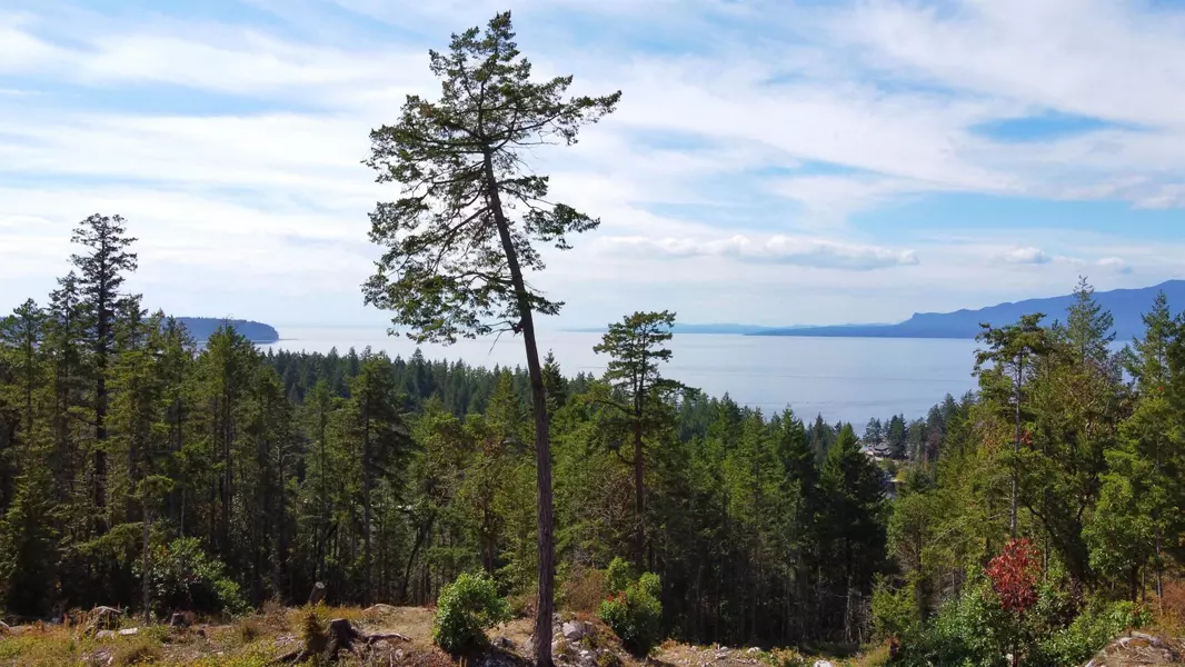 Lot 33 Wood Bay Ridge RD, Halfmoon Bay, BC V0N 1Y2