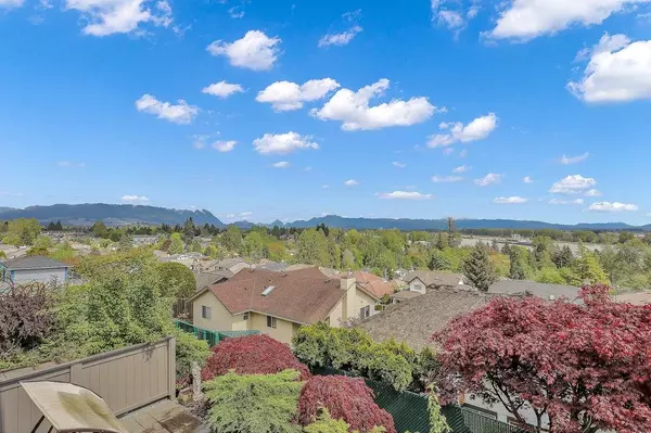 Port Coquitlam, BC V3C 5M4,1140 Castle CRES #117