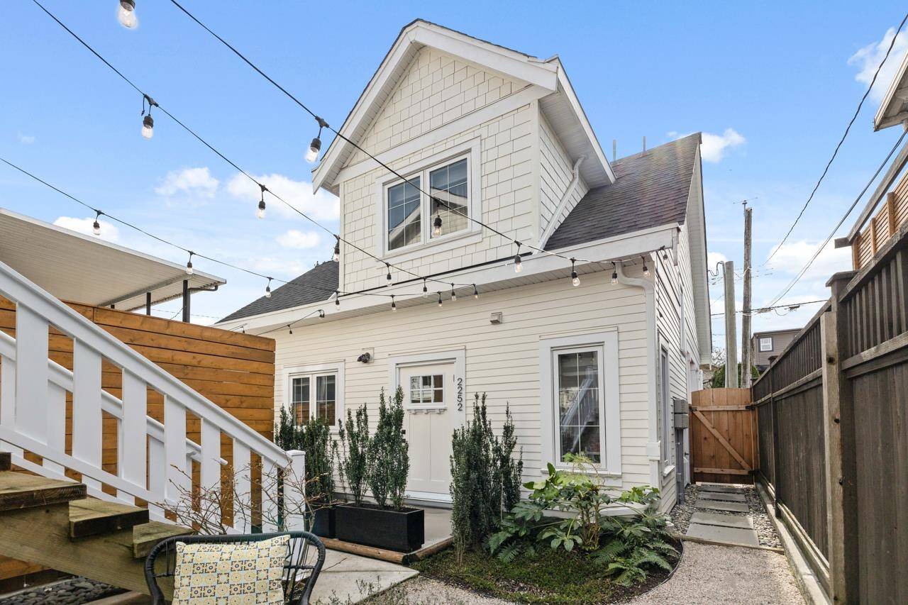 2252 Grant ST, Vancouver, BC V5L 2Z7