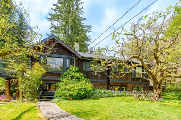 Roberts Creek, BC V0N 2W1,1531 Lockyer RD