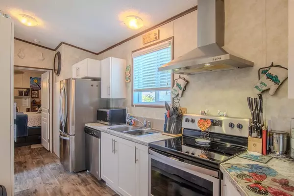 Cultus Lake, BC V2R 5B1,3942 Columbia Valley RD #18
