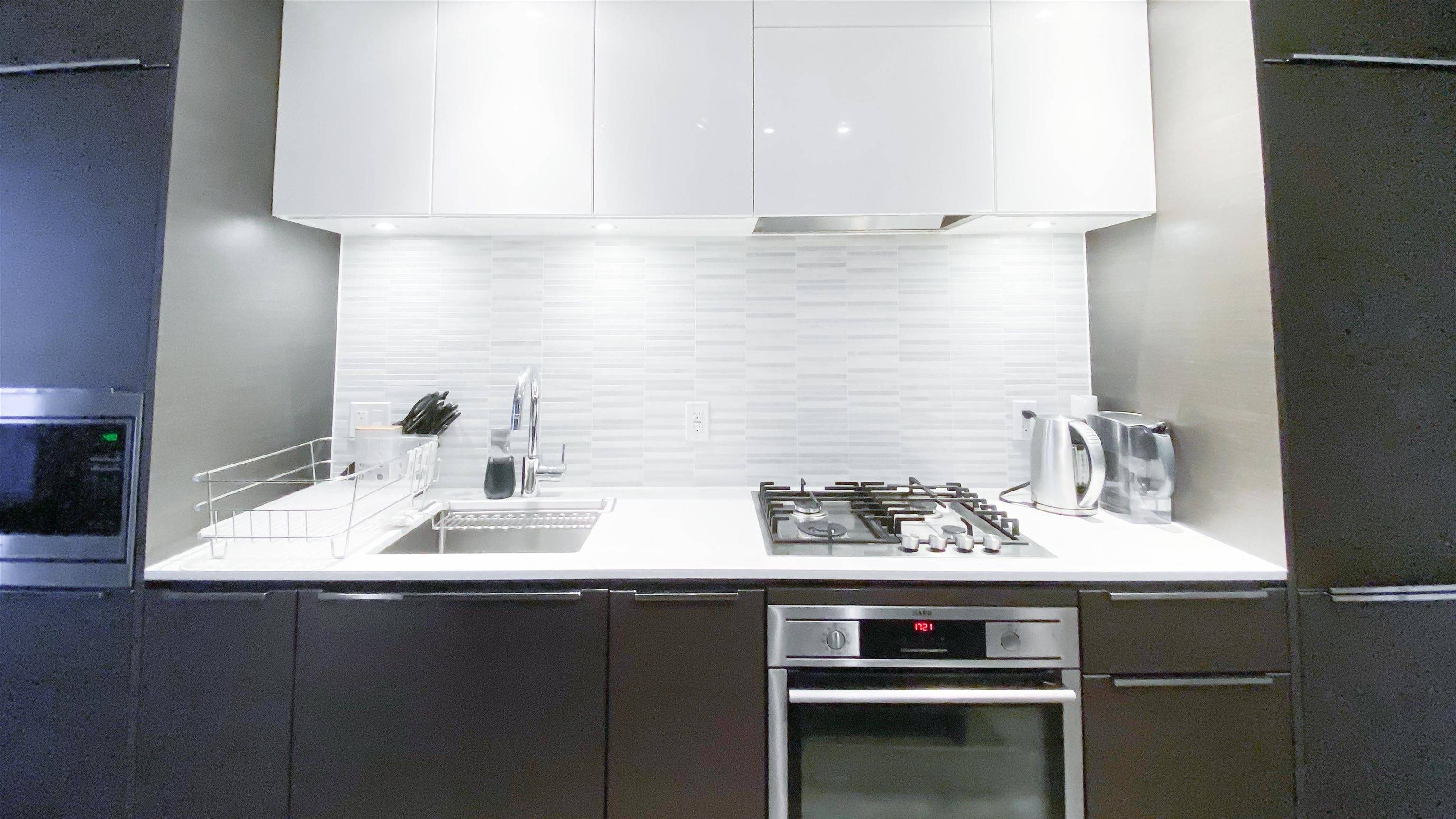 Richmond, BC V7C 0B3,5233 Gilbert RD #1606