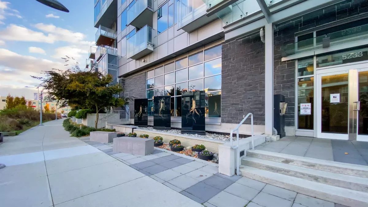 Richmond, BC V7C 0B3,5233 Gilbert RD #1606