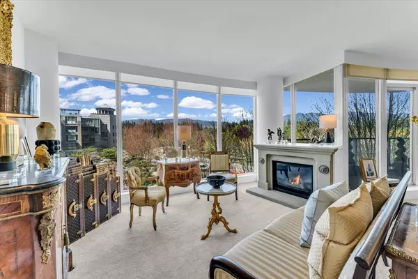 1925 Alberni ST #401, Vancouver, BC V6G 0A3