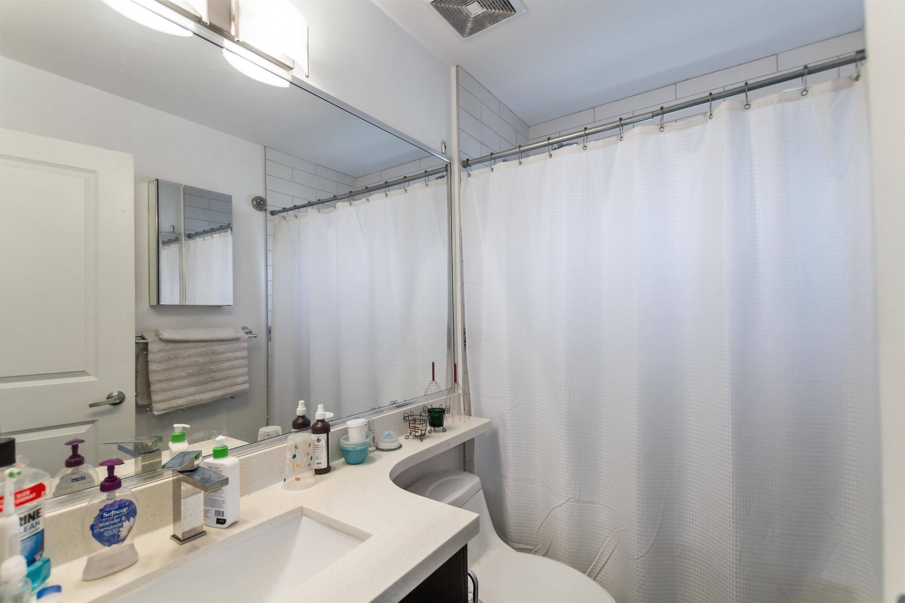 Burnaby, BC V5B 3S9,368 Ellesmere AVE #232