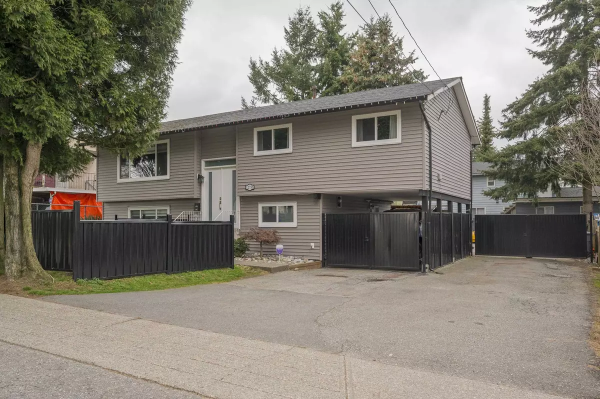 Surrey, BC V3V 6A5,12755 104 AVE