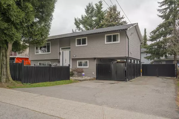 12755 104 AVE, Surrey, BC V3V 6A5