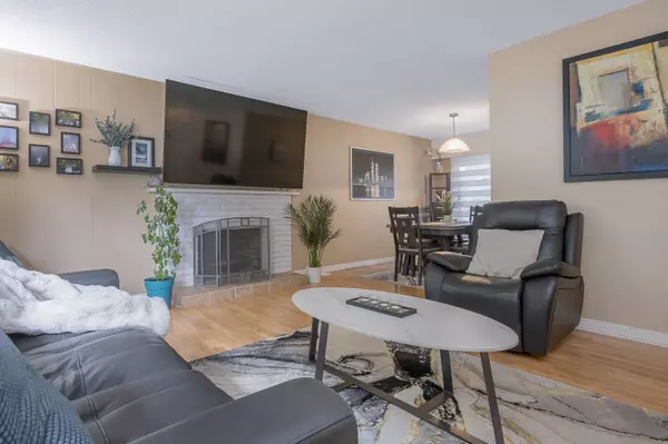 Surrey, BC V3V 6A5,12755 104 AVE