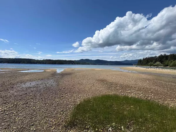 Sechelt, BC V7Z 0L2,LOT A Burnett RD
