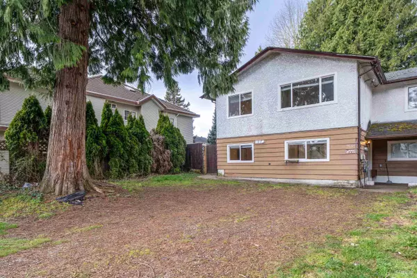 Surrey, BC V3T 3P4,9687 131 ST