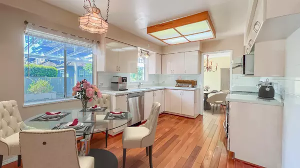 Richmond, BC V7A 2K6,8200 Rosebank CRES