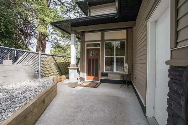 White Rock, BC V4B 4S5,1598 Parker PL