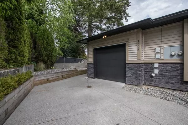 White Rock, BC V4B 4S5,1598 Parker PL