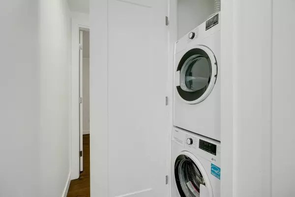 5629 Birney AVE #2008 Vancouver, BC V6S 0L5