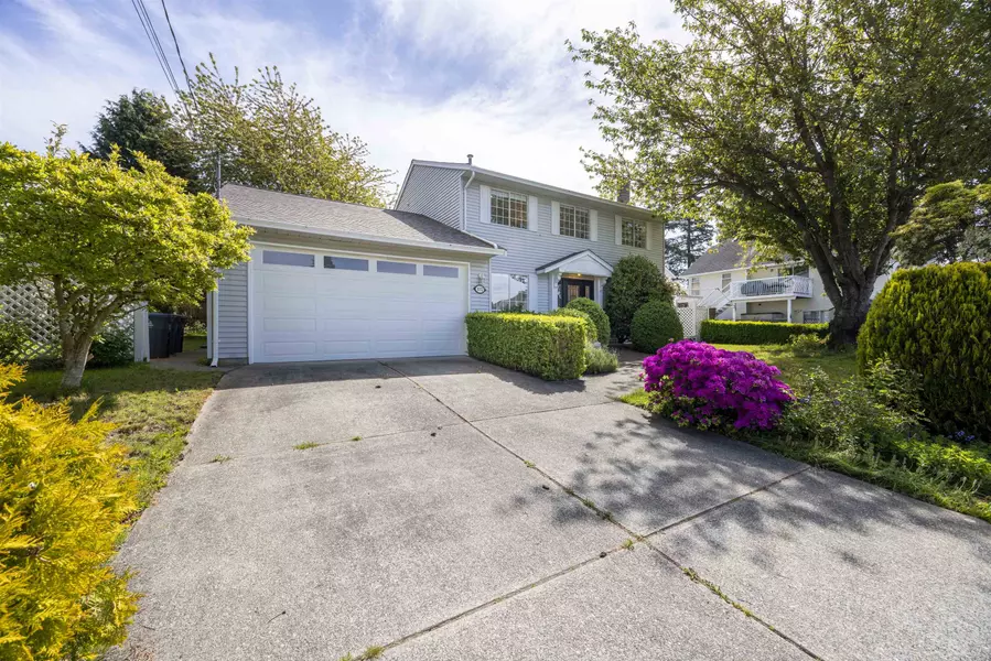 1032 164 ST, Surrey, BC V4A 8R2