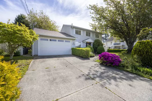 1032 164 ST, Surrey, BC V4A 8R2