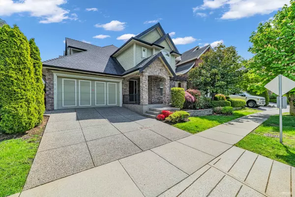 Surrey, BC V3Z 6Z3,2560 162 ST