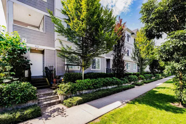 Surrey, BC V3R 0E3,11267 133 ST #2