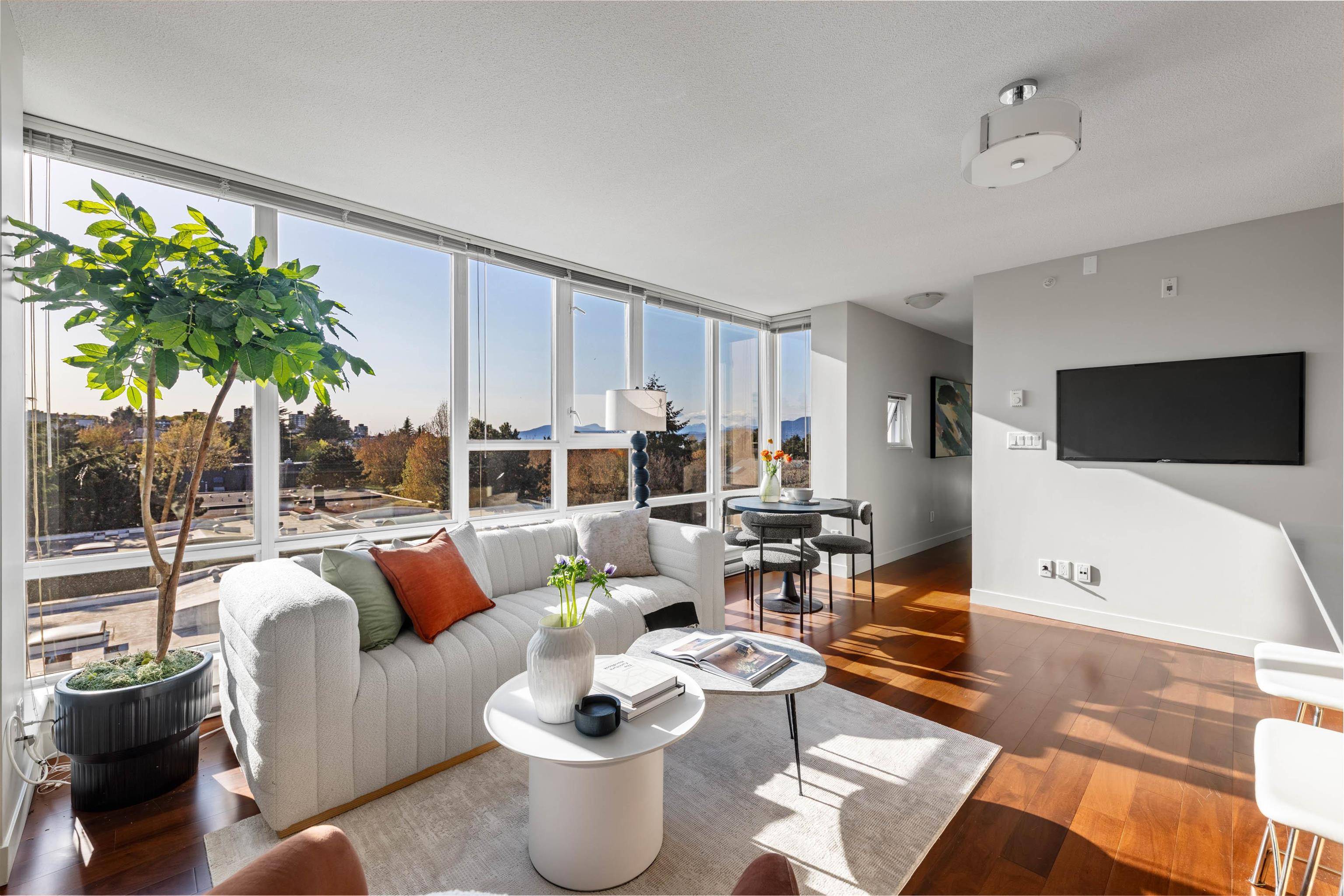 Vancouver, BC V6J 0C4,1808 W 3rd AVE #705