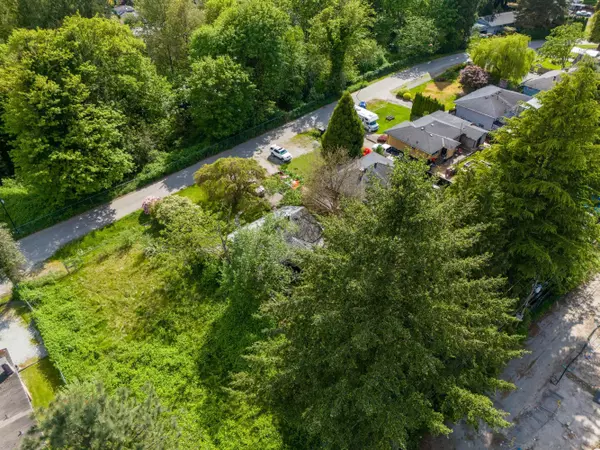 22165 Cliff AVE Maple Ridge, BC V2X 2L4